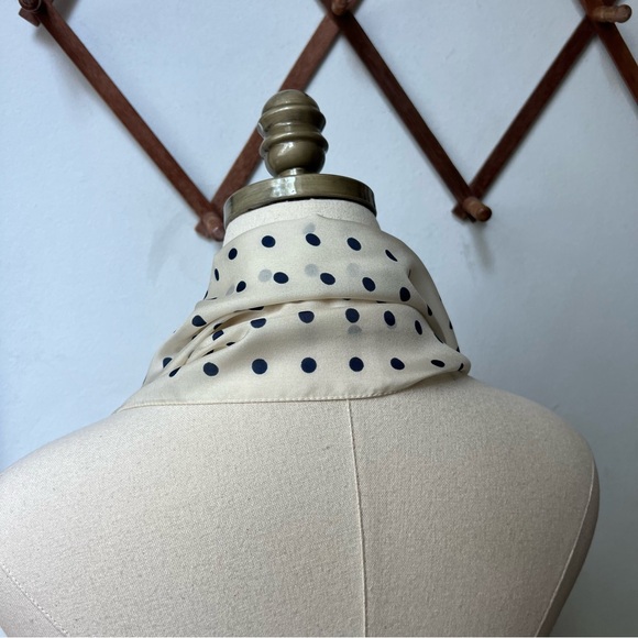 Sarah Coventry Vintage Swiss Dot Lightweight Scarf - Picture 6 of 6